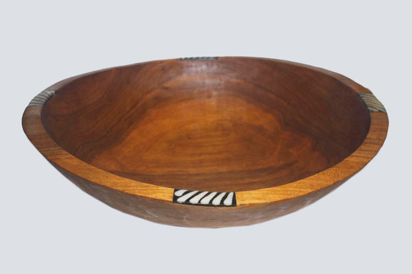 12" Round Bowl with Bone Trim