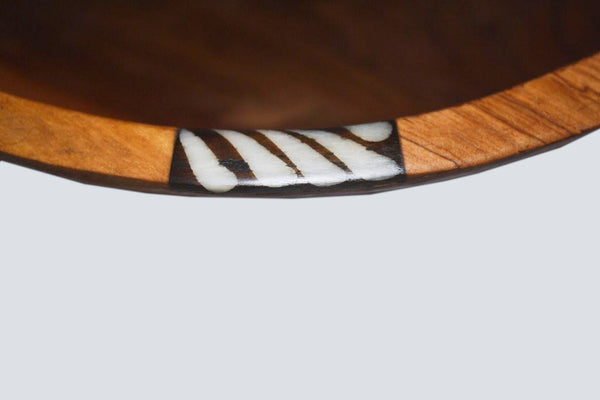 12" Round Bowl with Bone Trim